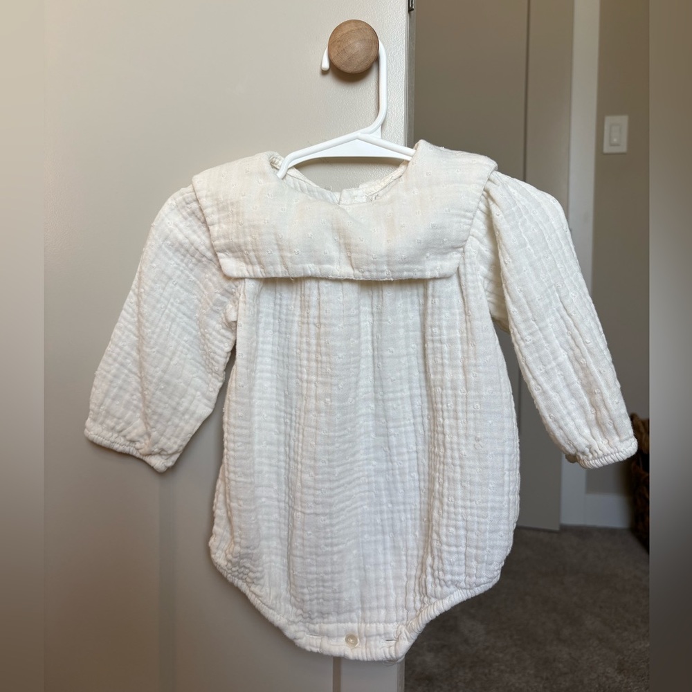Zara romper/bubble suit